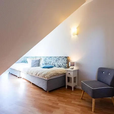 Апартаменты Gartenweg 7 2 3 Oben Links Цингст